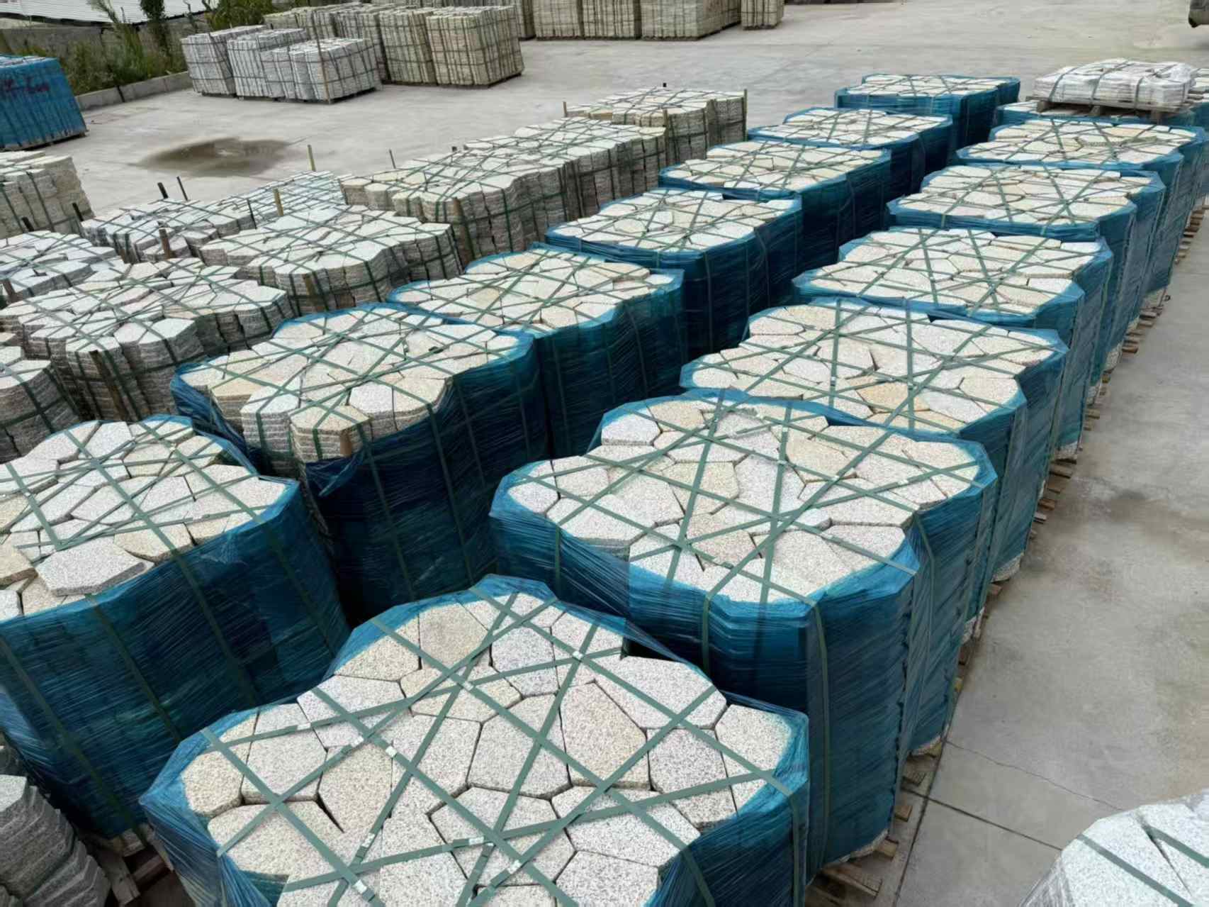 南昌黄金麻冰裂纹 碎拼