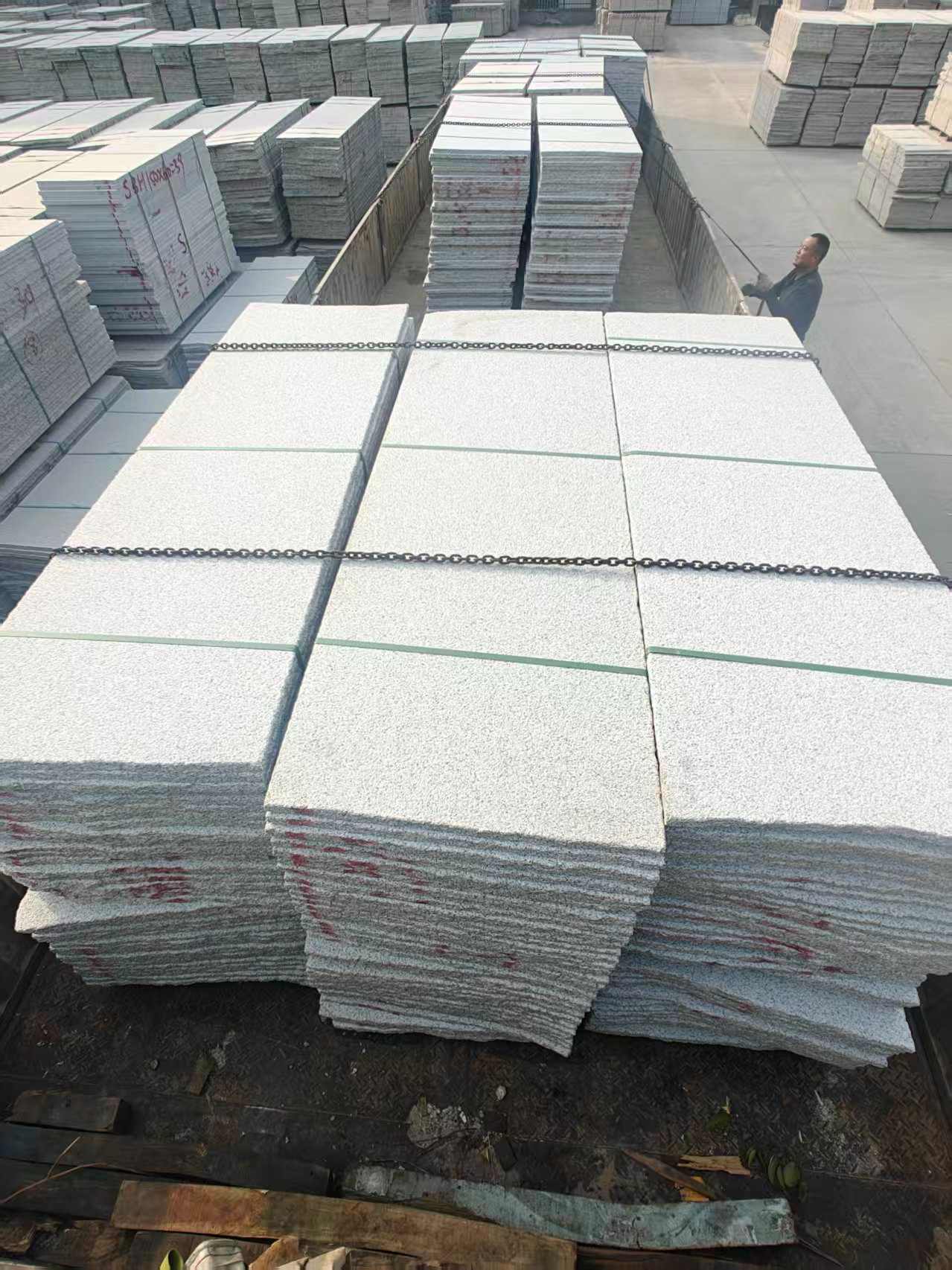 南昌芝麻白毛板，石材毛板