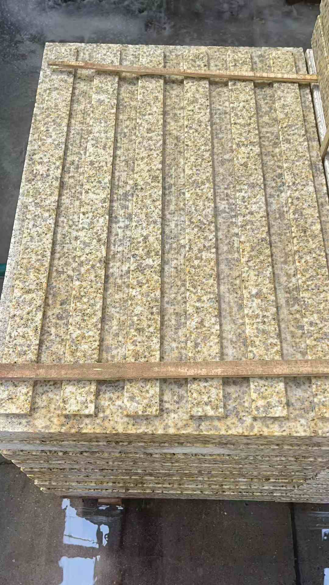 南昌黄金麻盲道 石材盲道