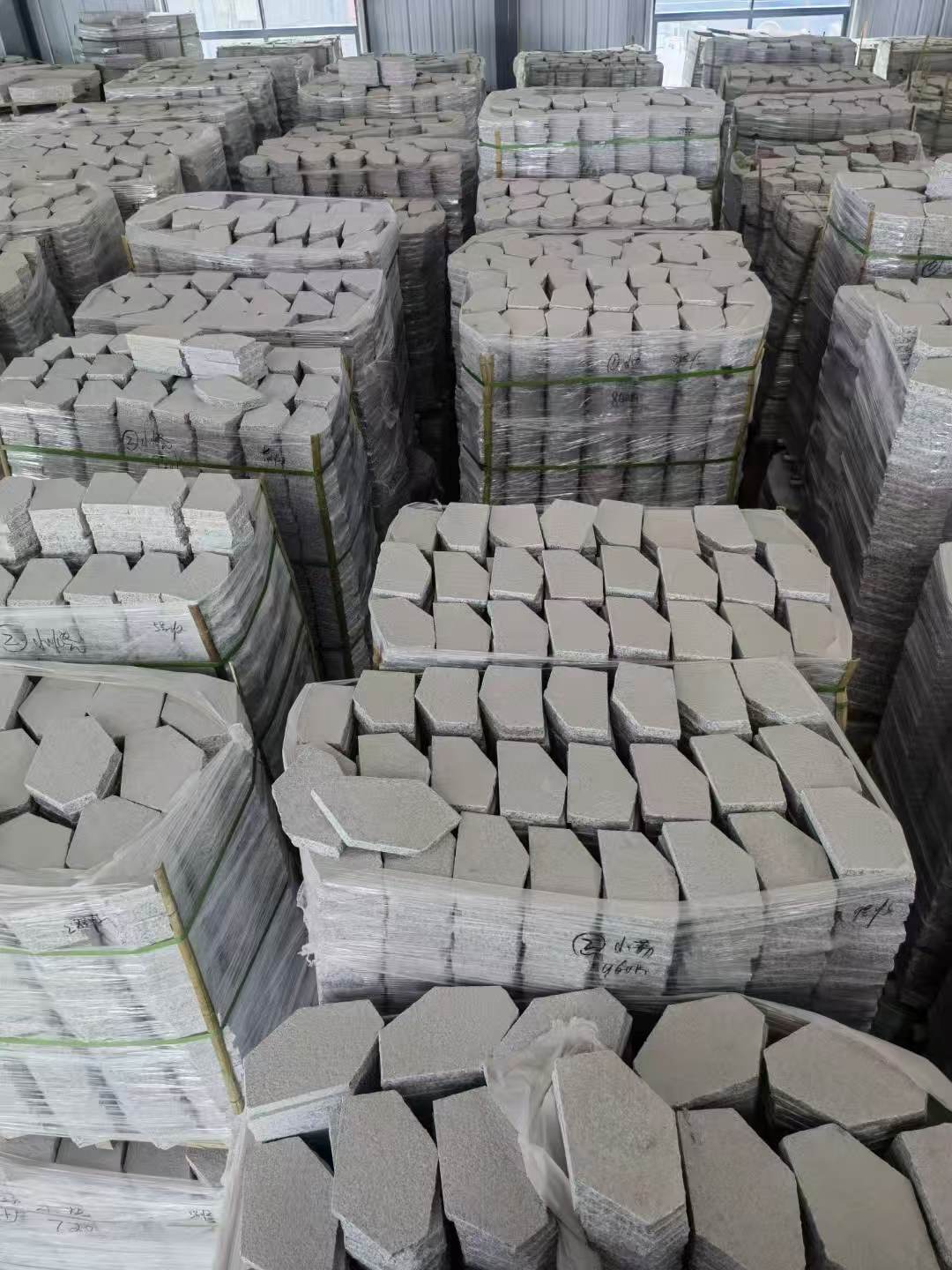 南昌芝麻白石材冰裂纹，碎拼。