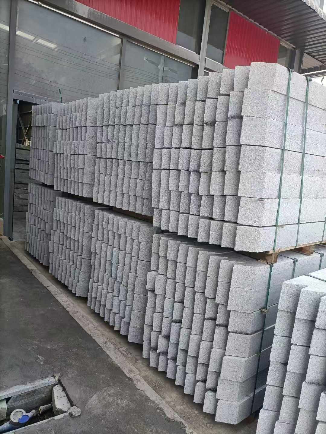 南昌芝麻白树围石 树池